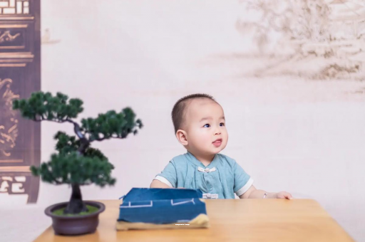 宜城宝宝喊肚子疼怎么回事